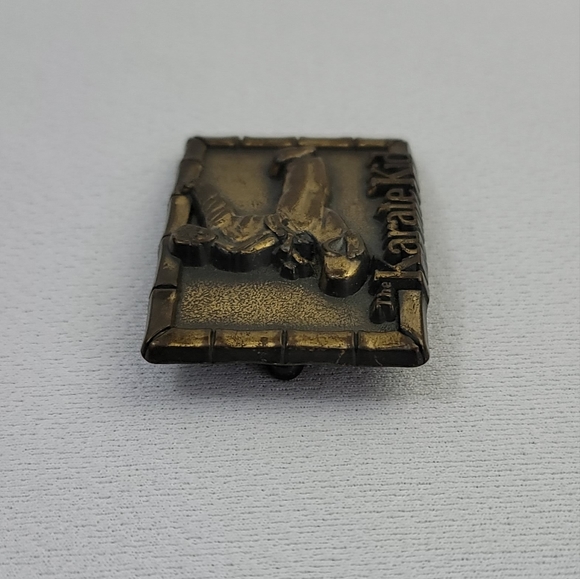 Vtg The Karate Kid Metal Belt Buckle - Picture 5 of 12